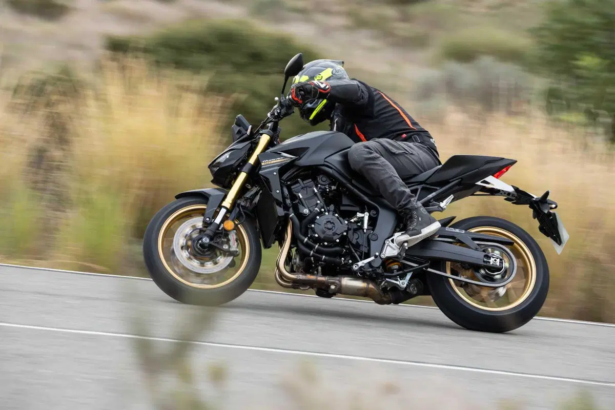 Honda CB1000 Hornet SP 2025 TEST [VIDEO E GALLERY]  (71)