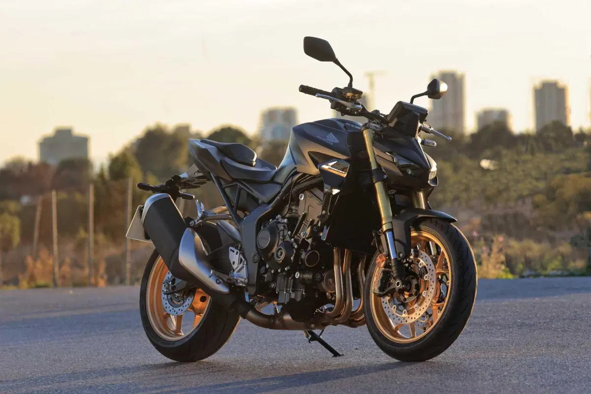 Honda CB1000 Hornet SP 2025 TEST [VIDEO E GALLERY]  (10)