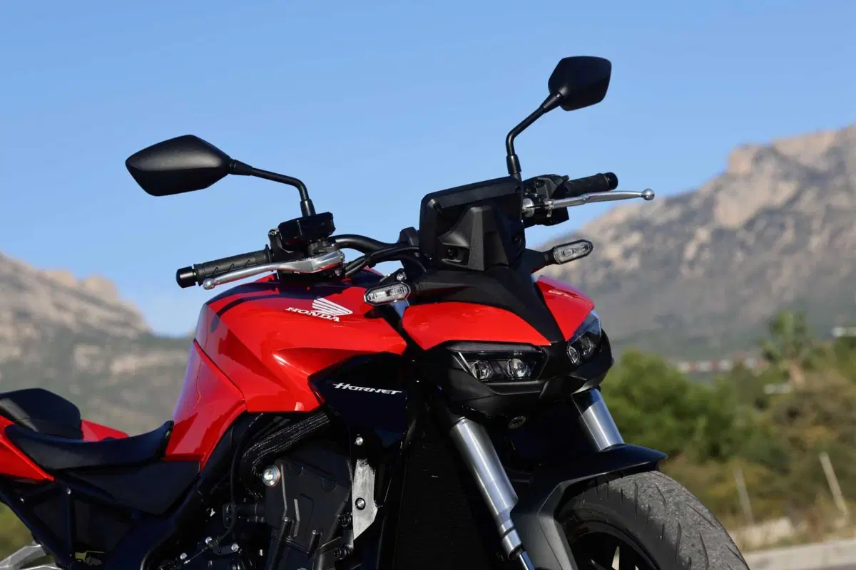 Honda CB1000 Hornet SP 2025 TEST [VIDEO E GALLERY]  (13)