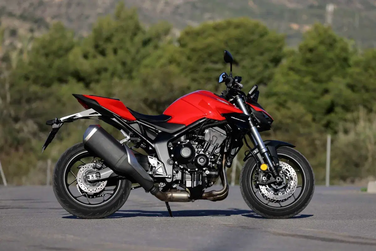 Honda CB1000 Hornet SP 2025 TEST [VIDEO E GALLERY]  (32)