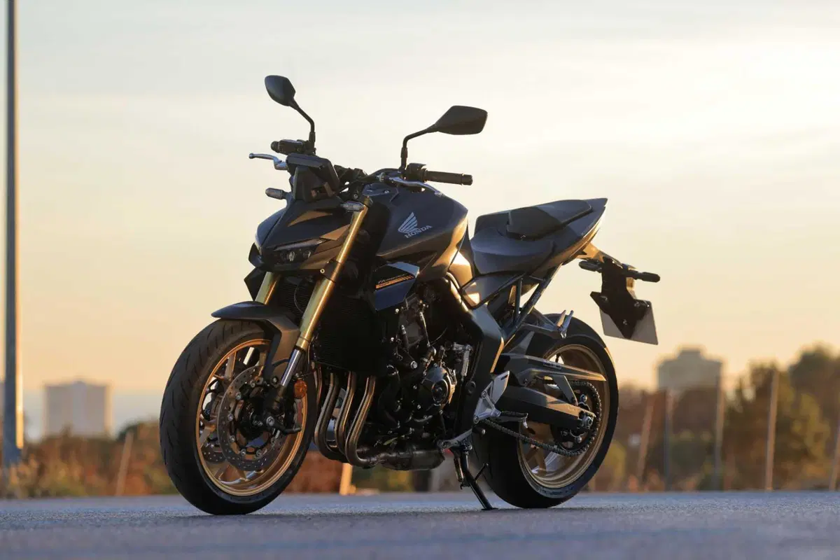 Honda CB1000 Hornet SP 2025 TEST [VIDEO E GALLERY]  (45)