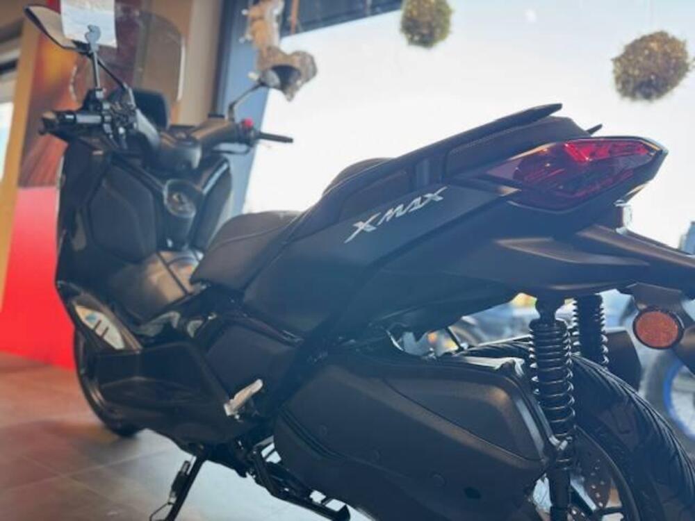 Yamaha X-Max 300 Tech Max (2021 - 24) (5)