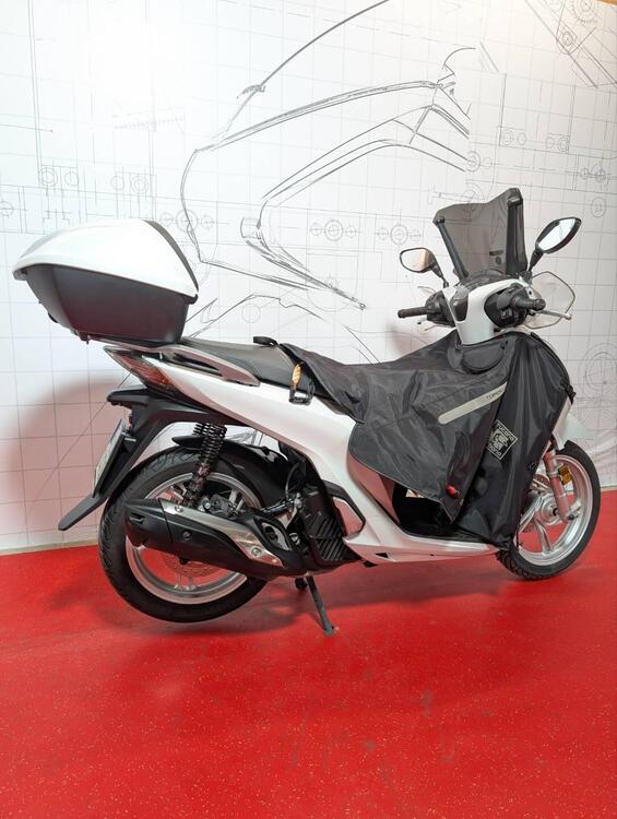 Honda SH 150 i (2017 - 19) (2)