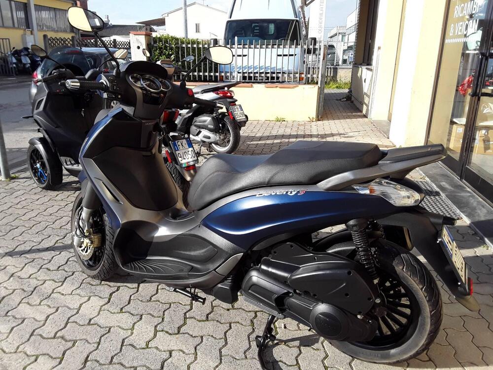 Piaggio Beverly 300 S (2021) (5)