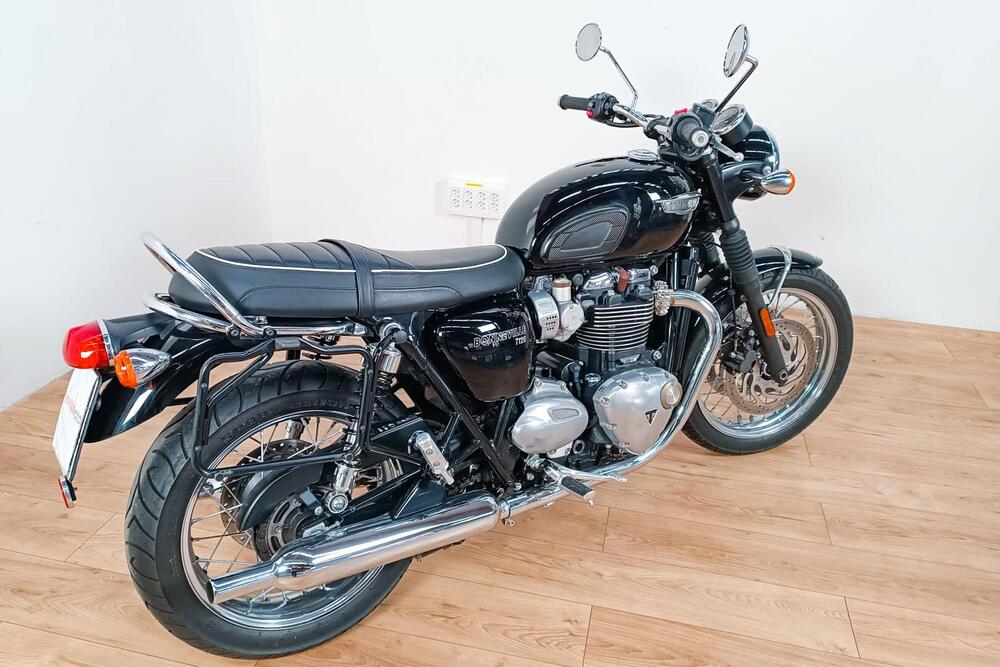 Triumph Bonneville T120 (2016 - 20) (3)