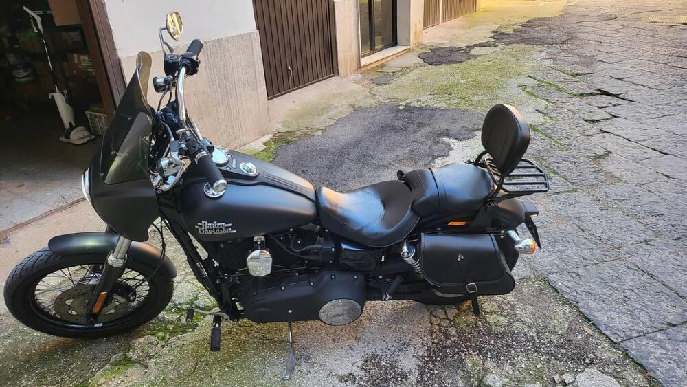 Harley-Davidson 1690 Street Bob Special (2015 - 16) - FXDB (3)