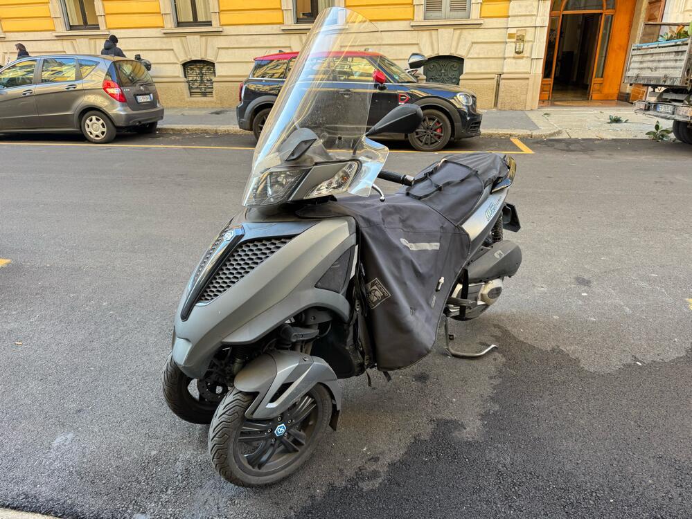 Piaggio Mp3 300 ie Yourban ERL (2011 - 17) (2)