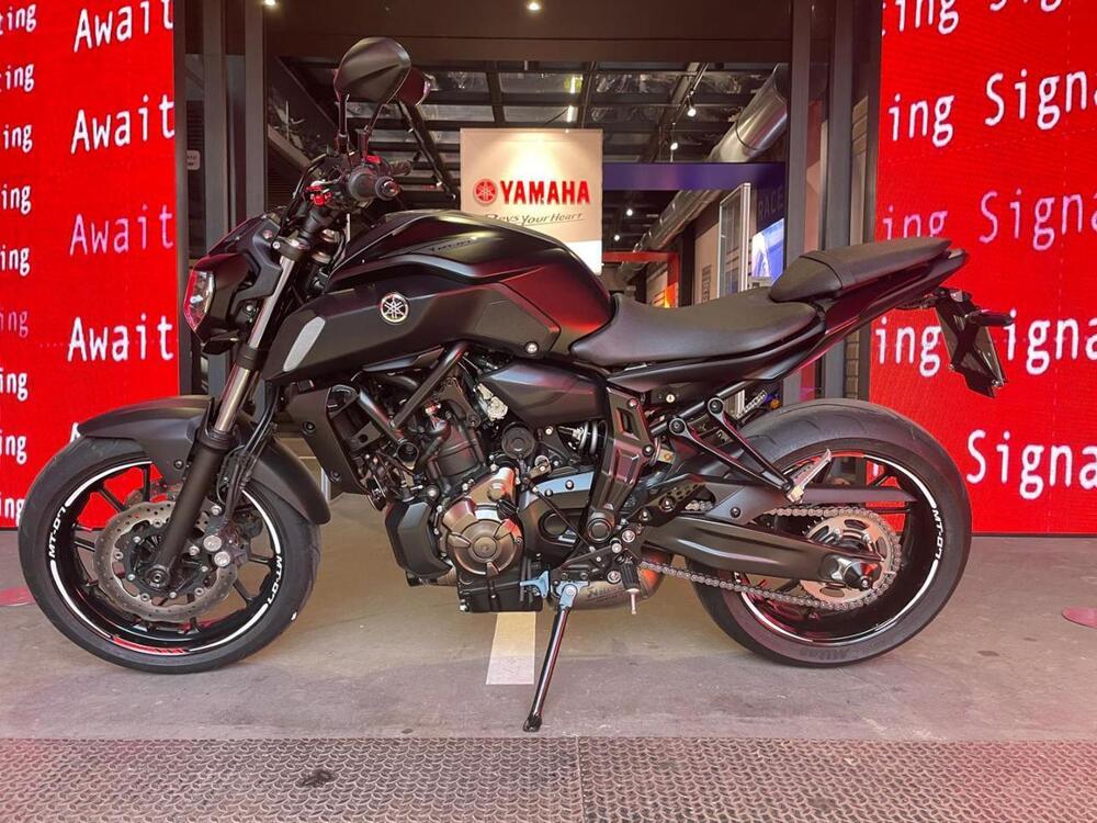 Yamaha MT-07 (2018 - 20) (4)