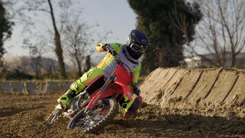 Honda CRF250 R Works Edition: una moto ufficiale per noi appassionati [VIDEO e GALLERY]