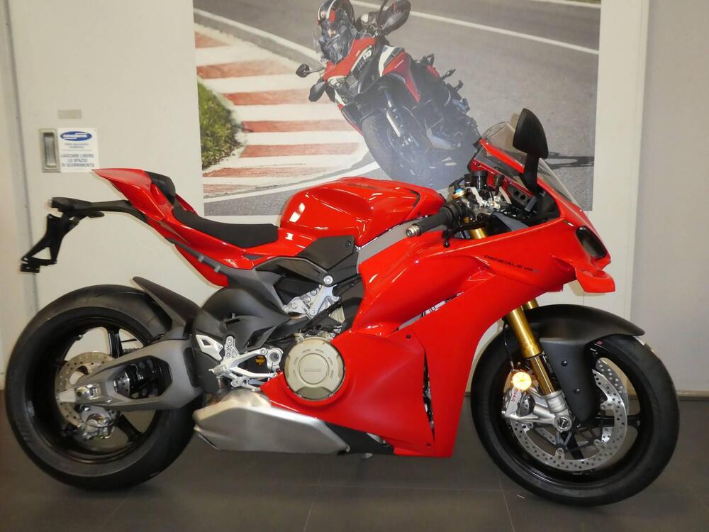 Ducati Panigale V4 S (2025)