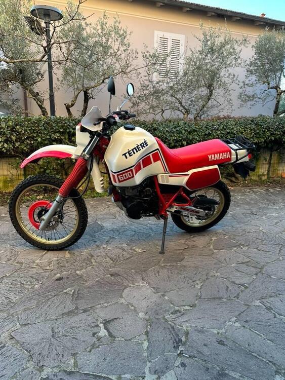 Yamaha XT600 Ténéré (3)