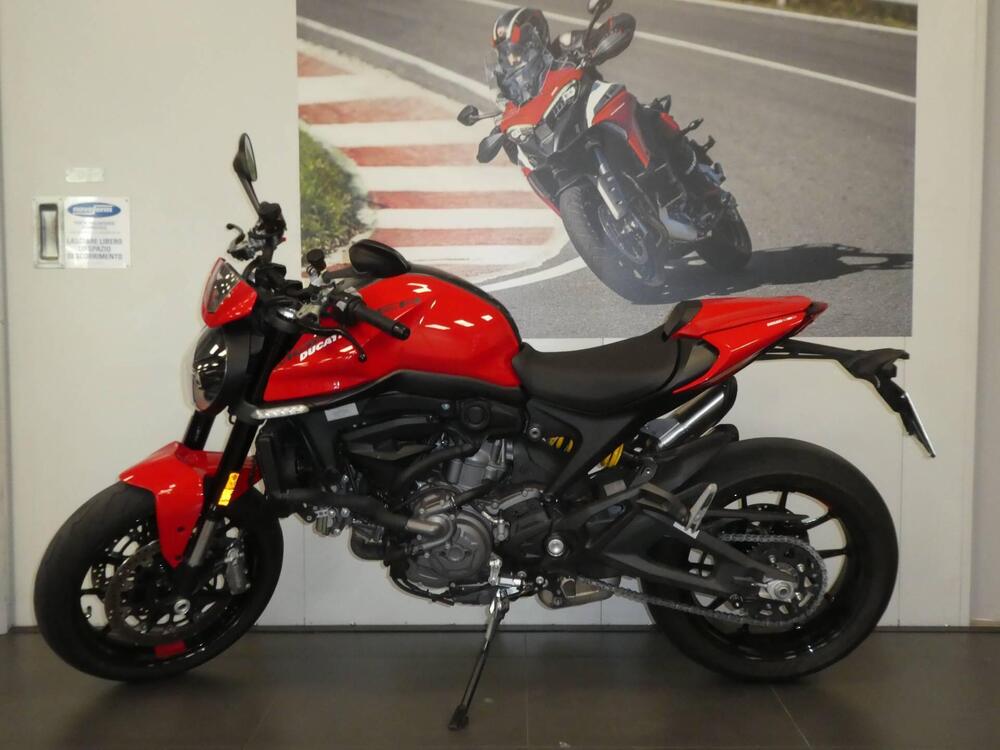 Ducati Monster 937 + (2021 - 24) (3)