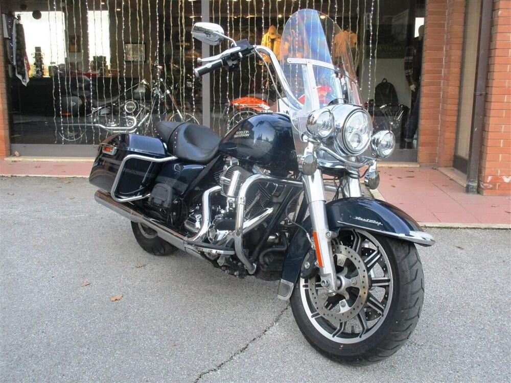 Harley-Davidson 1690 Road King (2013 - 16) - FLHR (2)