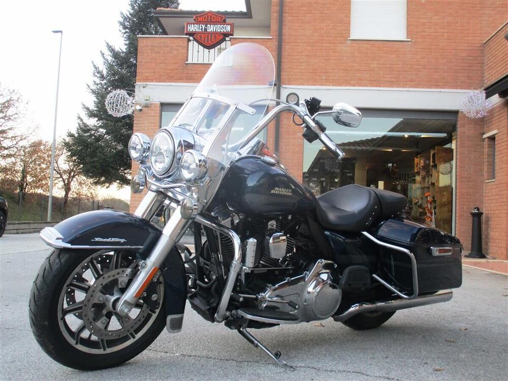 Harley-Davidson 1690 Road King (2013 - 16) - FLHR (3)