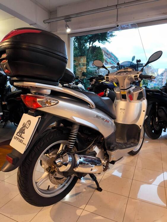 Sym HD 125 EVO (2006 - 16) (5)