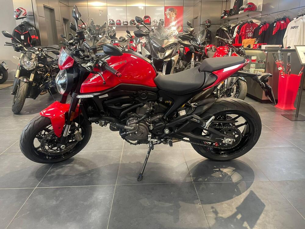 Ducati Monster 937 (2021 - 25) (2)