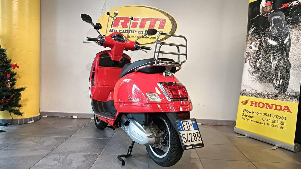 Vespa GTS 300 Super (2023 - 24) (4)