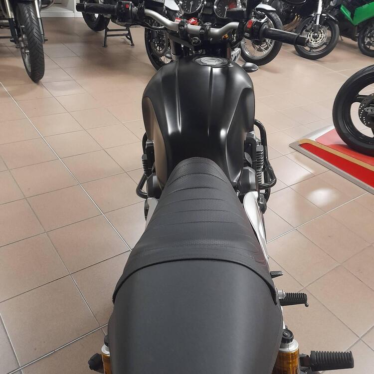 Yamaha XJR 1300 (2015 - 17) (3)