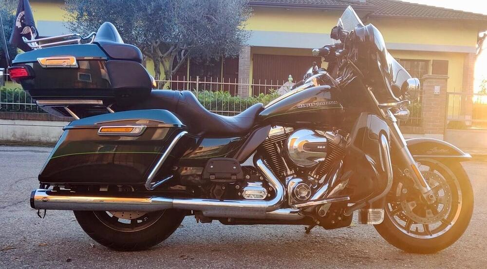 Harley-Davidson 107 Electra Glide Ultra Limited Low (2017 - 18) - FLHTKL (4)