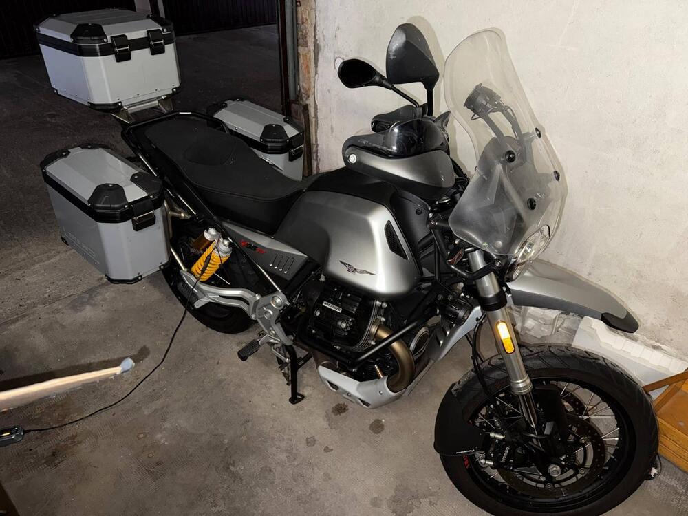 Moto Guzzi V85 TT (2019 - 20)