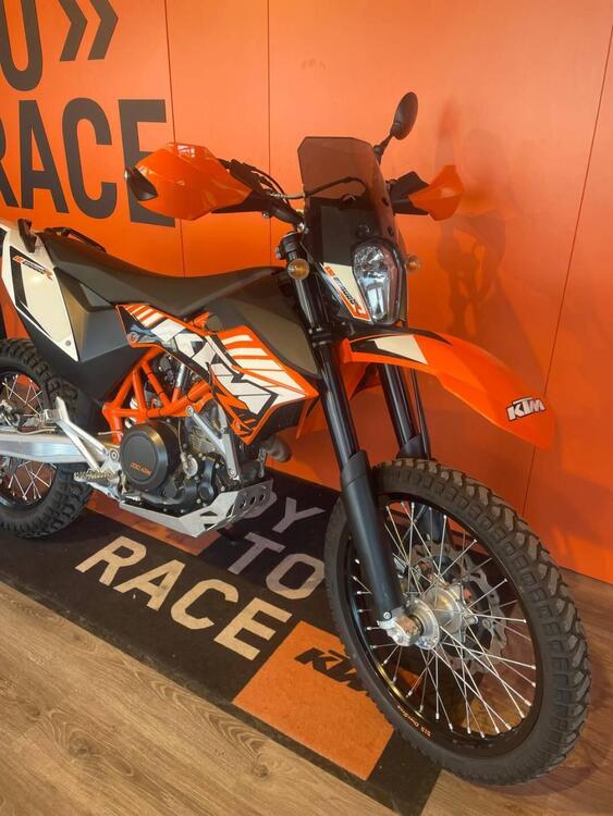 KTM 690 Enduro R (2012 - 17) (3)