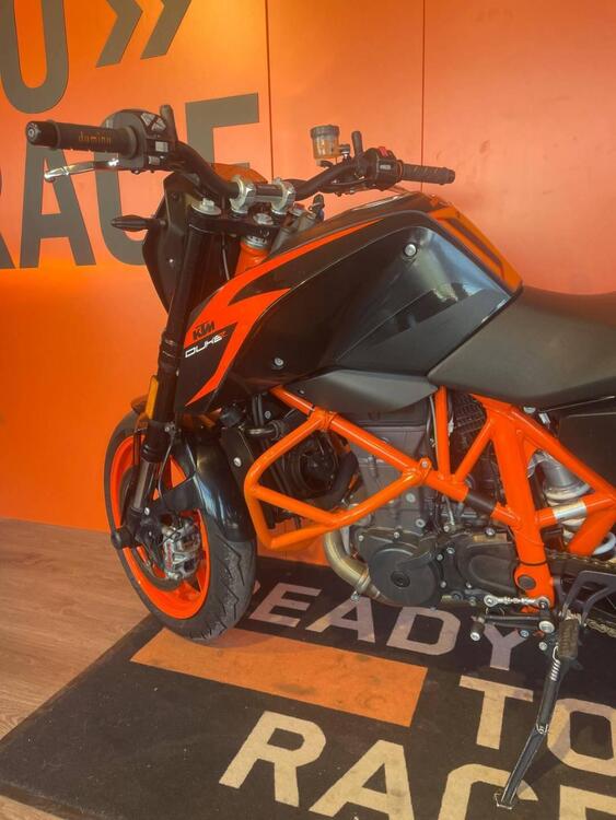 KTM 690 Duke R (2016 -17) (4)