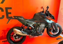 KTM 990 Duke (2024) nuova