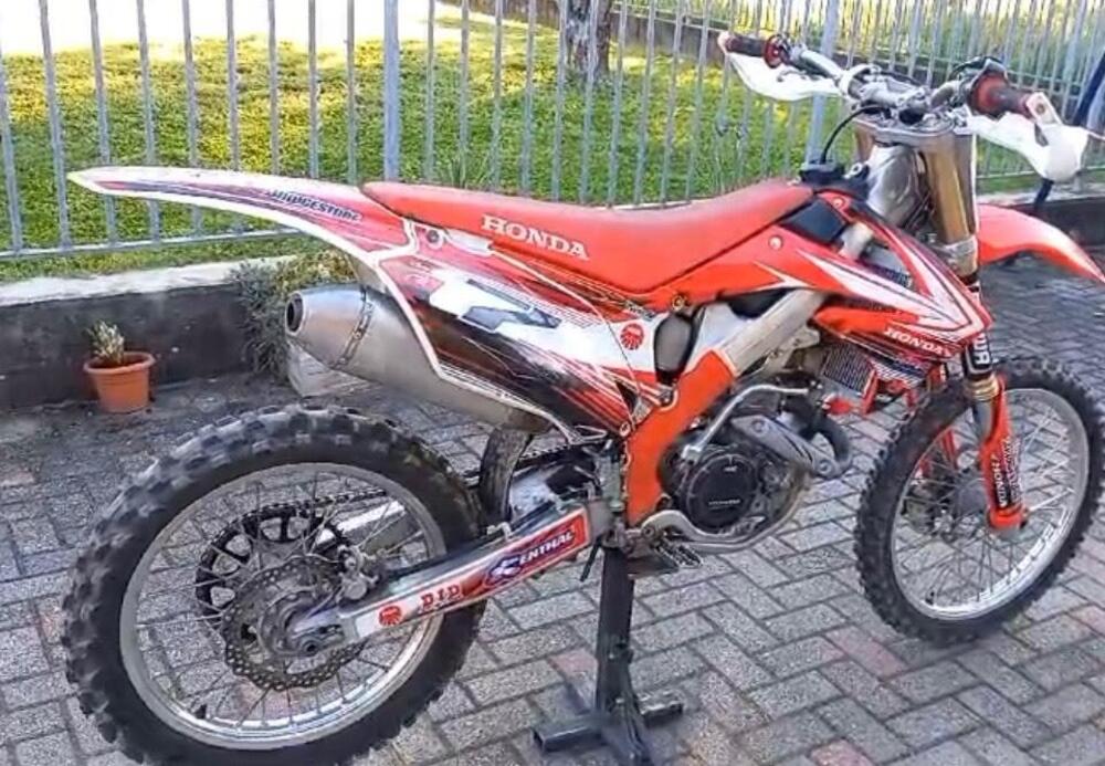 Honda CRF 250 R (2011 - 12) (2)