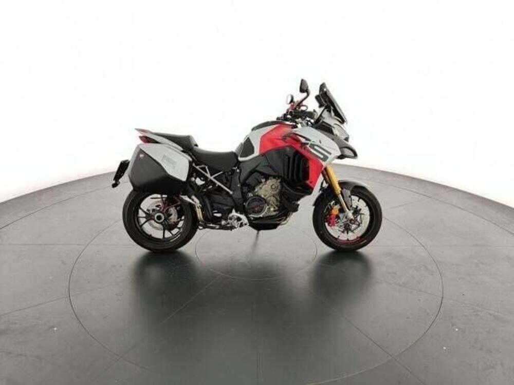 Ducati Multistrada V4 RS (2024) (4)