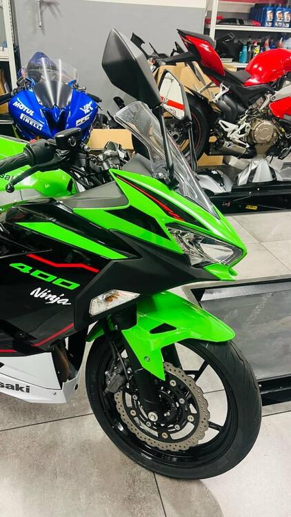 Kawasaki Ninja 400 KRT (2018) (2)