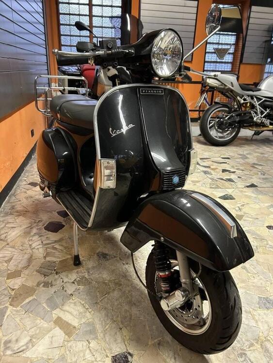 Vespa P 200 E (4)