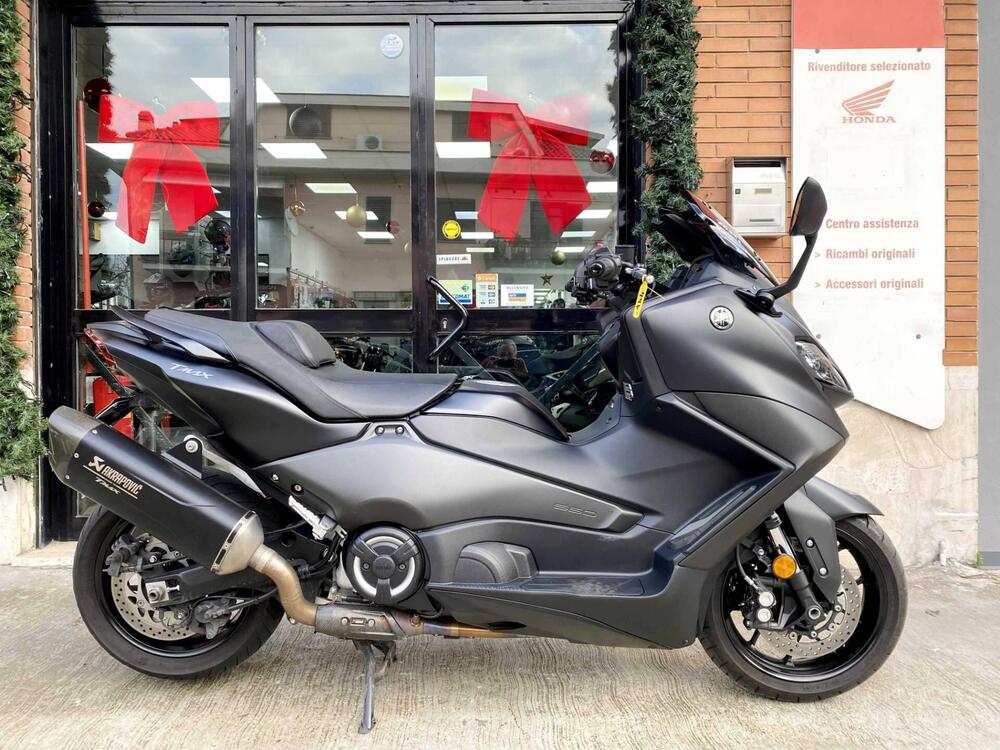 Yamaha T-Max 560 (2022 - 24)