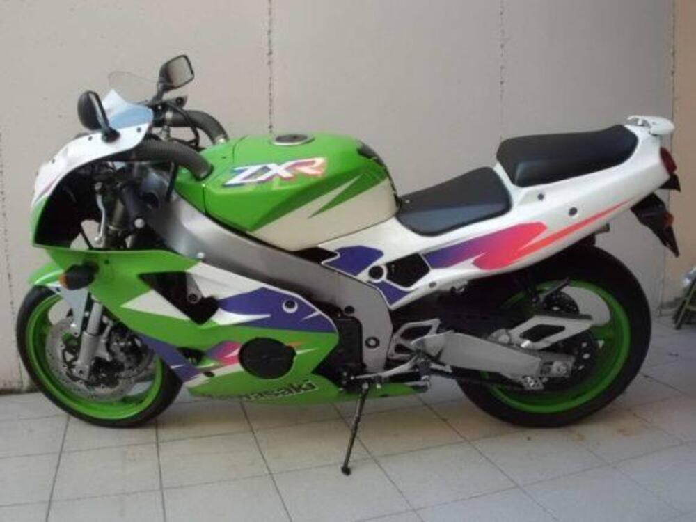 Kawasaki ZXR 400 (4)