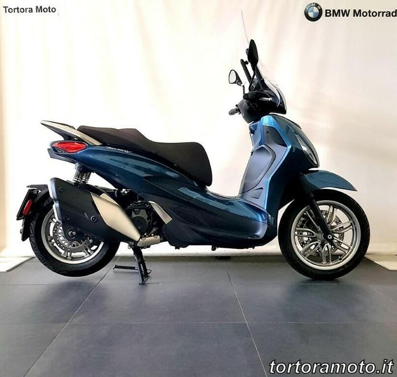 Piaggio Beverly 400 ABS-ASR (2021 - 24) (2)