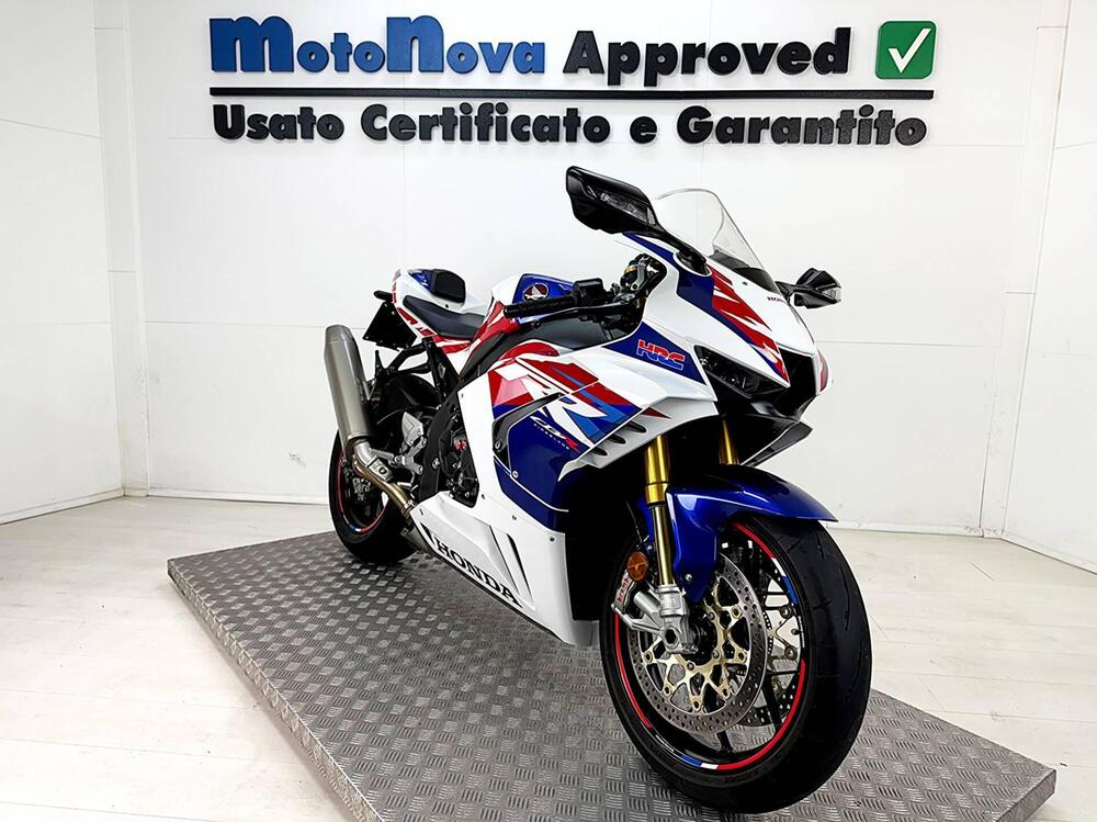 Honda CBR 1000 RR-R Fireblade SP 30th Anniversary (2022 - 23) (3)