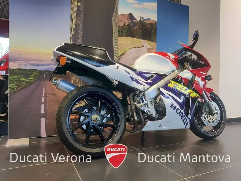 Honda Honda RVF 400 R - NC35 - RVF400 FMI (5)