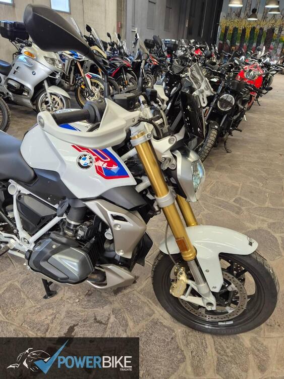 Bmw R 1250 R (2021 - 25) (2)