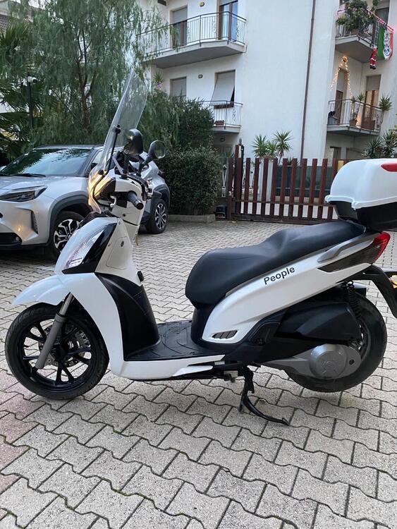 Kymco People 300i GT (2010 - 17)