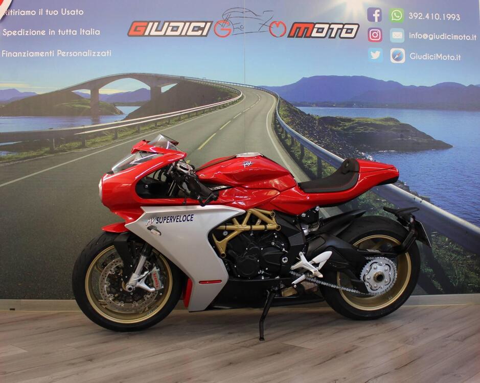 MV Agusta Superveloce 800 (2021 - 24) (3)