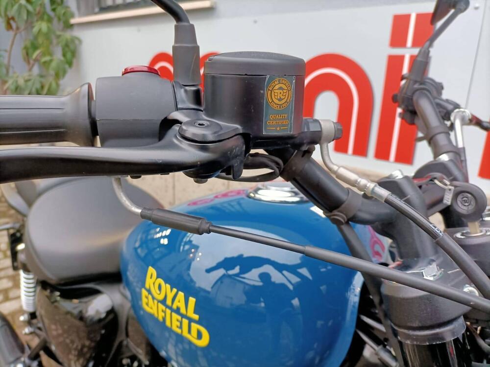 Royal Enfield Meteor 350 Fireball (2021 - 24) (5)