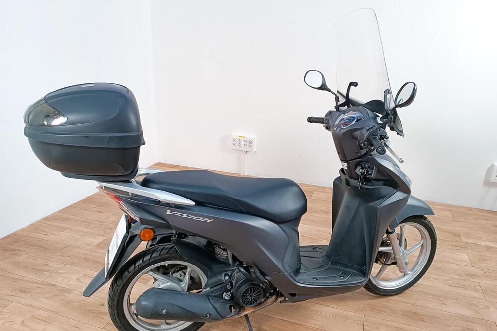 Honda Vision 110 (2011 - 16) (3)