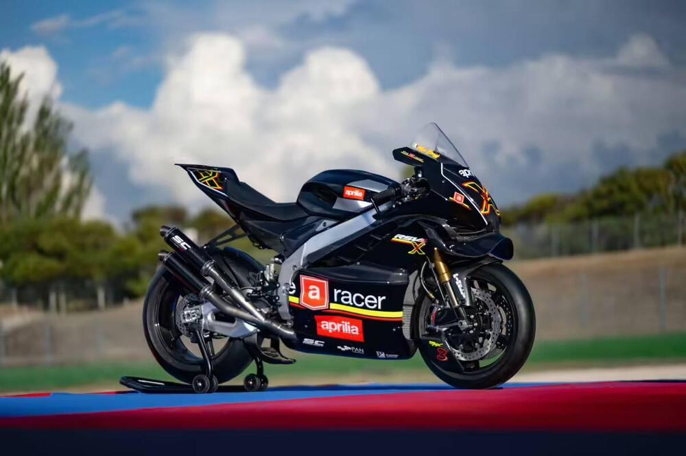 Aprilia RSV4 1100 X ex3ma (2024)