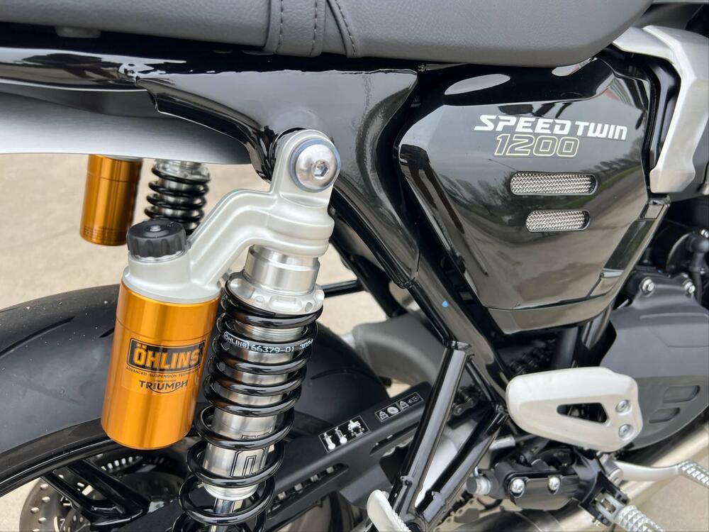 Triumph Speed Twin 1200 RS (2025) (4)