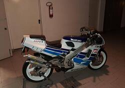 Suzuki RGV 250 (1989 - 97) usata