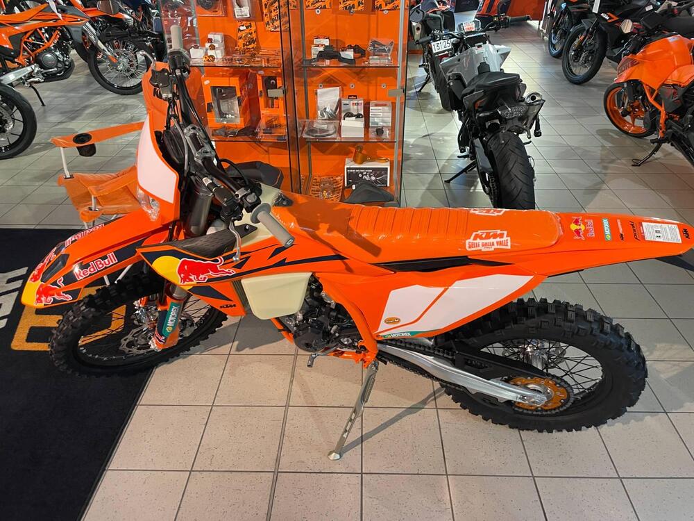 KTM 350 EXC-F Champion Edition (2025) (2)