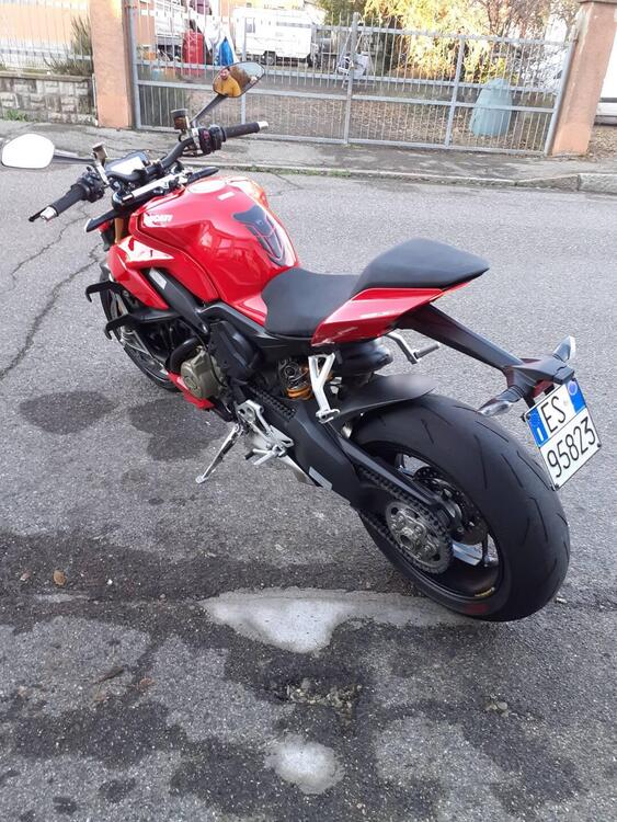 Ducati Streetfighter V4 1100 S (2020) (3)