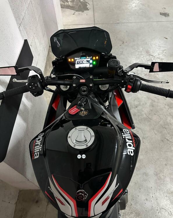 Aprilia Tuono 660 Factory (2022 - 24) (3)