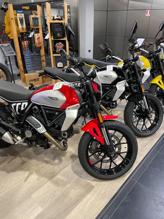 Ducati Scrambler 800 Icon (2023 - 25)