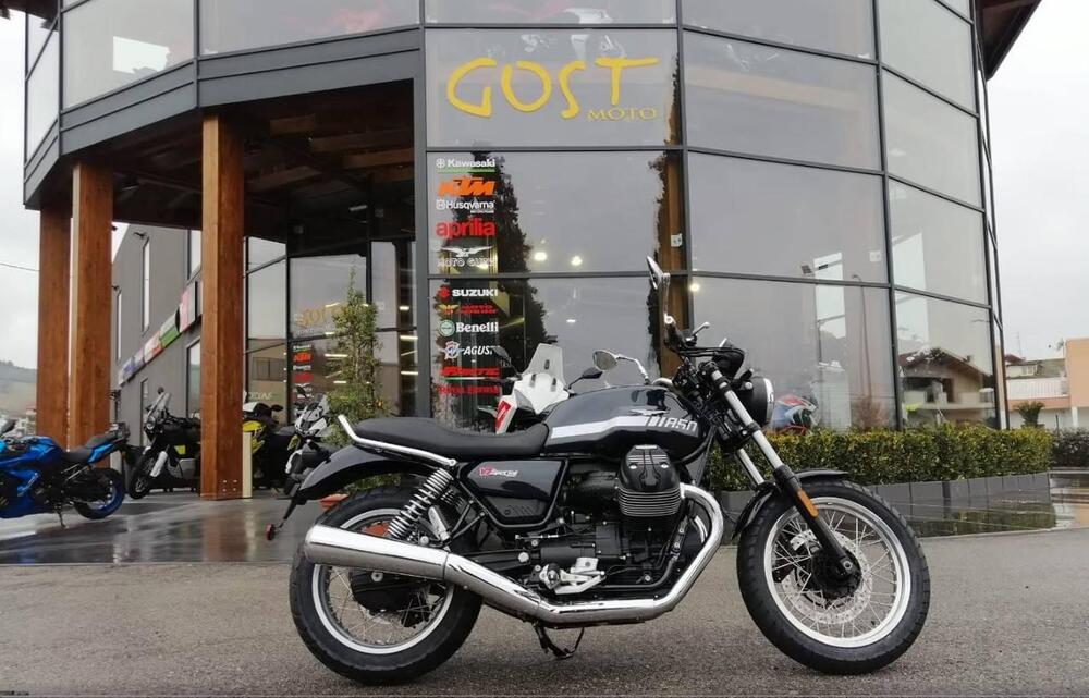 Moto Guzzi V7 Special (2021 - 24)