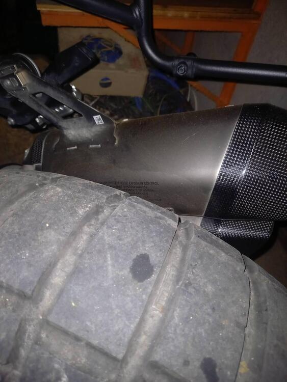 BMWR1300GS silenziatore Akraprovic doppio omologat Akrapovic (5)